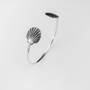 Seashell cuff