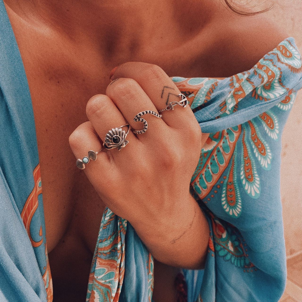 seashell and black stone ring