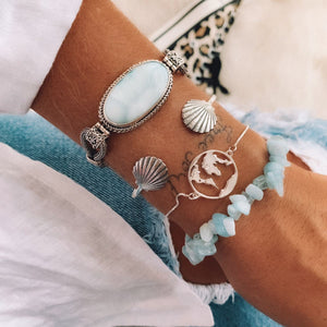 Seashell cuff