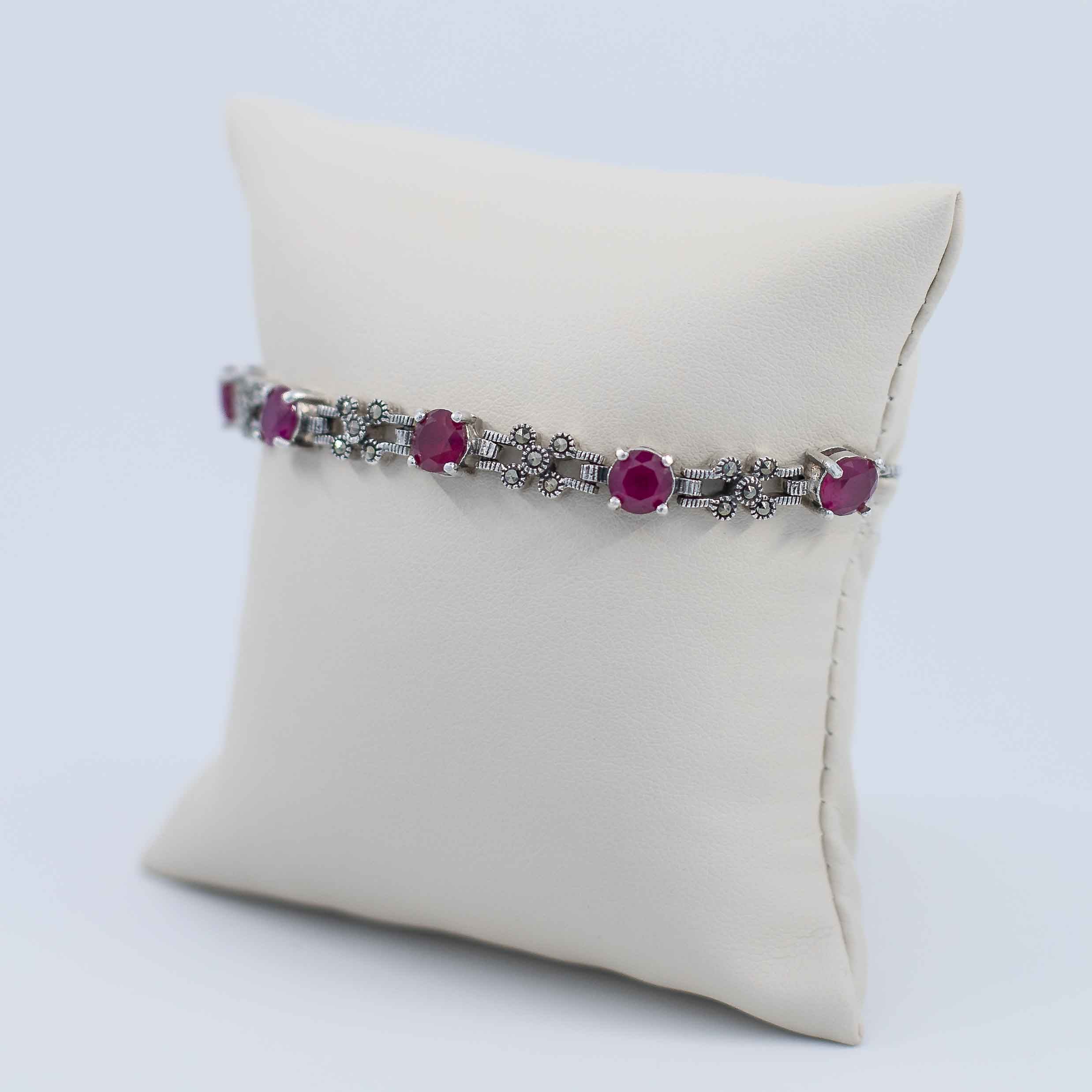 Round Rhodolite gemstone bolo bracelet