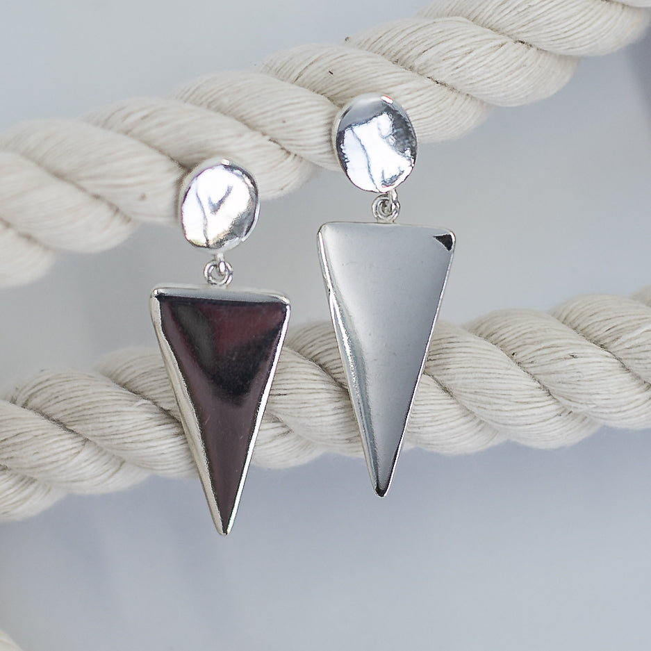 Modern geometric silver earring