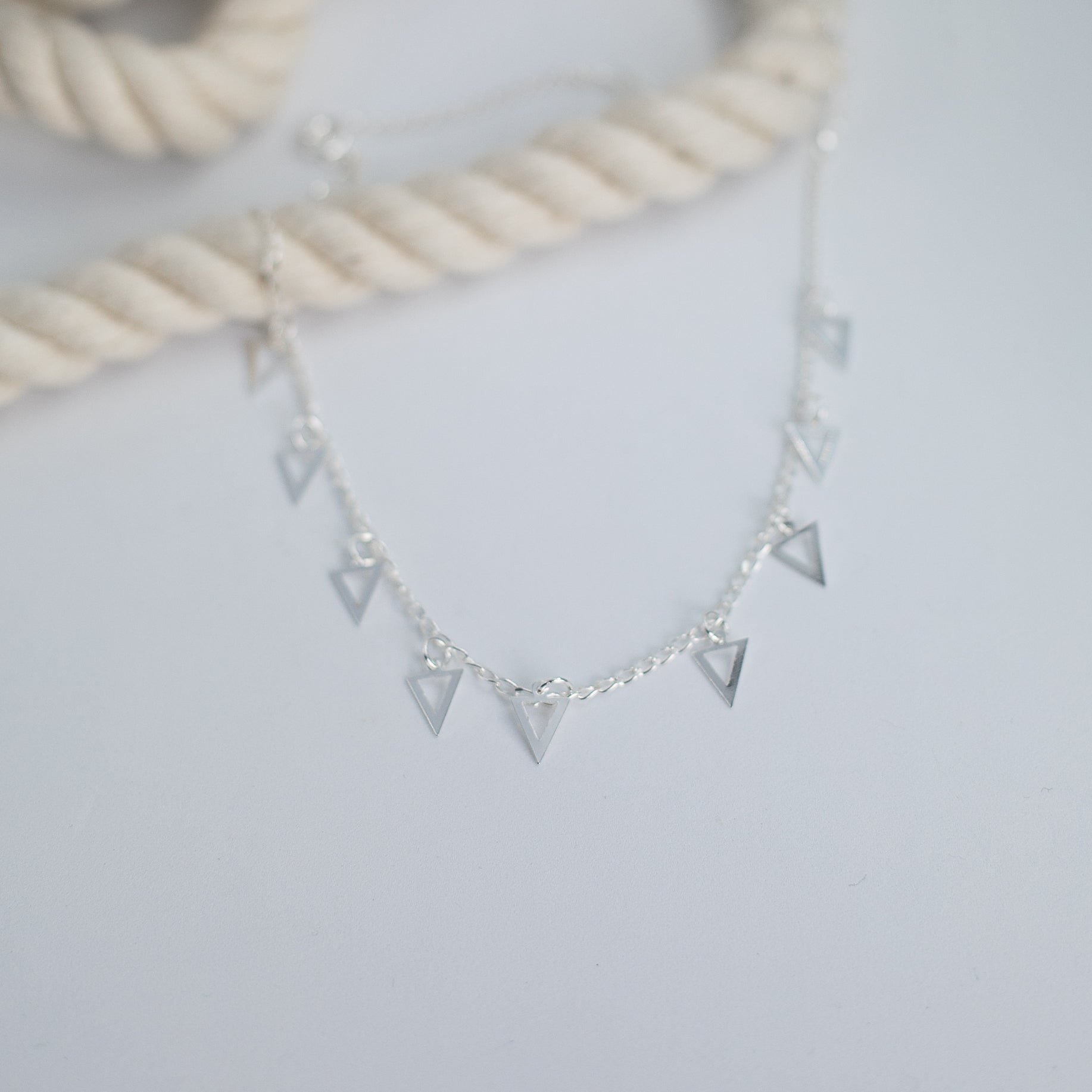 Triangle silver choker