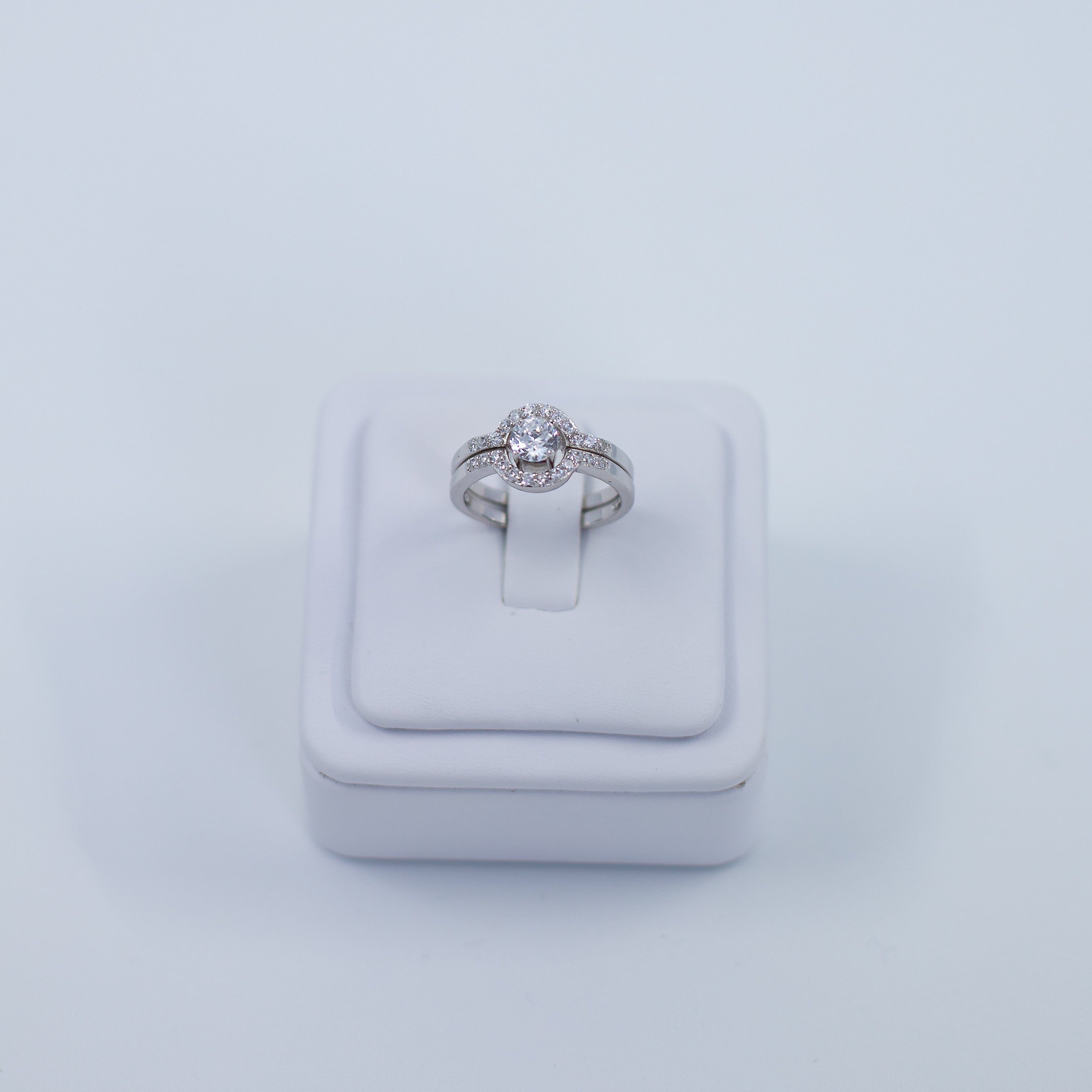 Solitaire two parts ring